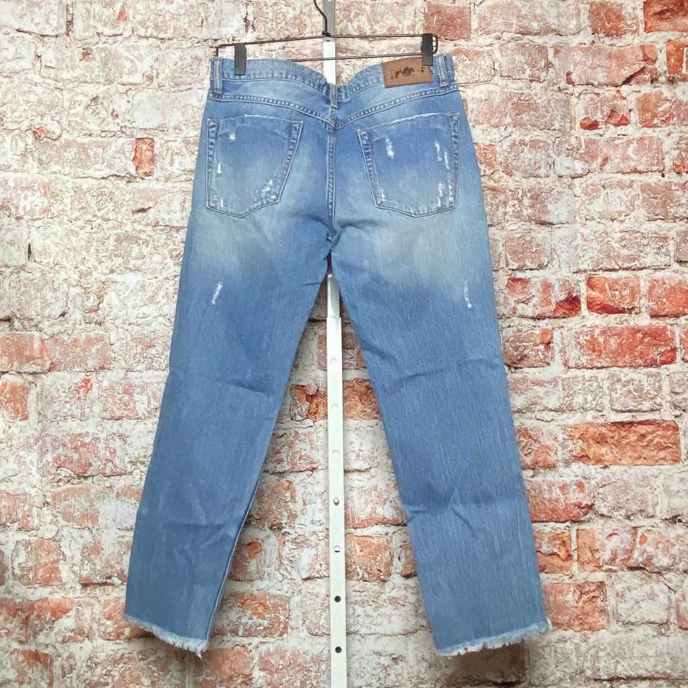 One x One Teaspoon Womenʻs Distressed White Wash Jeans Size 28 - Picture 6 of 11